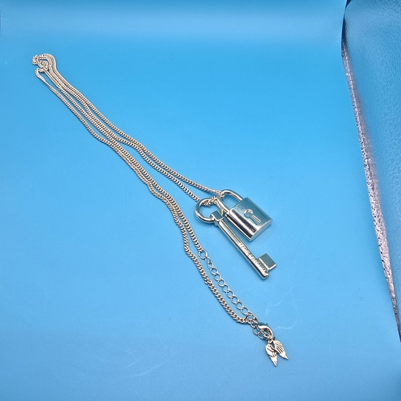 Victoria's Secret Silver Key and Lock Necklace - Picture 6 of 6